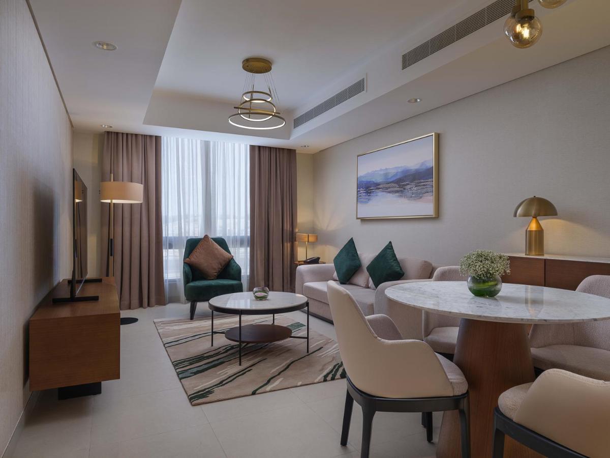 Doubletree By Hilton Muscat Qurum מראה חיצוני תמונה