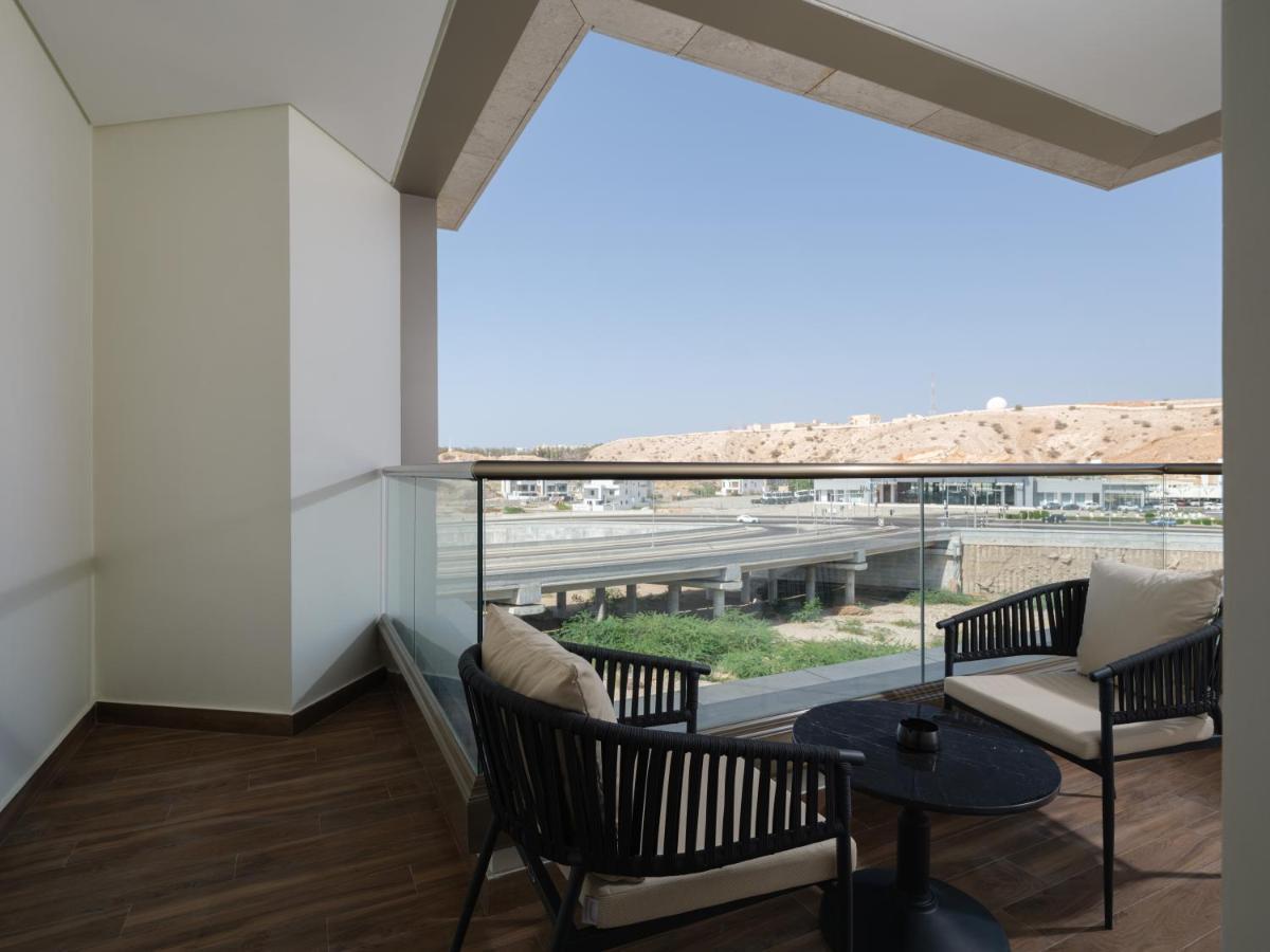 Doubletree By Hilton Muscat Qurum מראה חיצוני תמונה