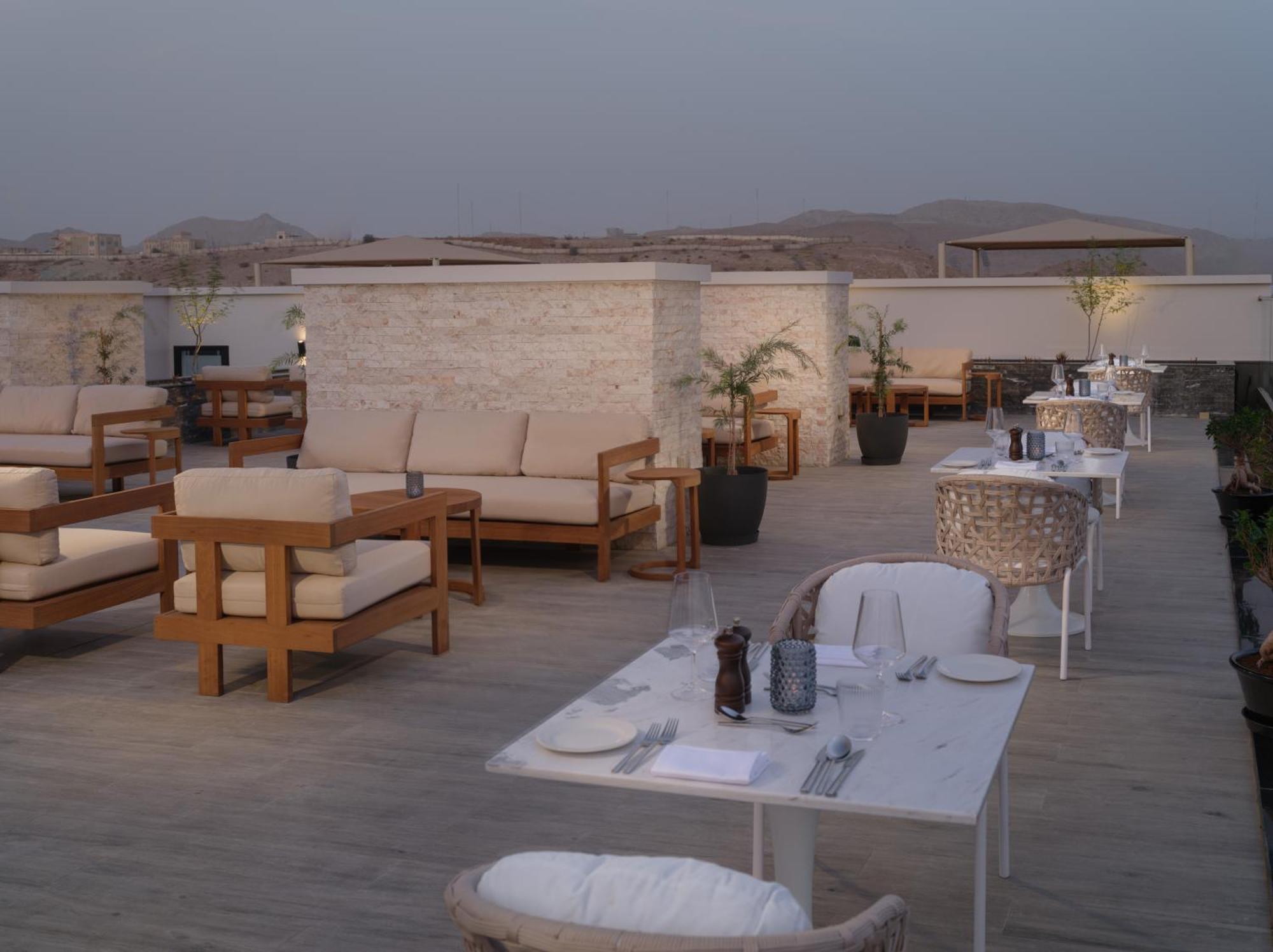 Doubletree By Hilton Muscat Qurum מראה חיצוני תמונה